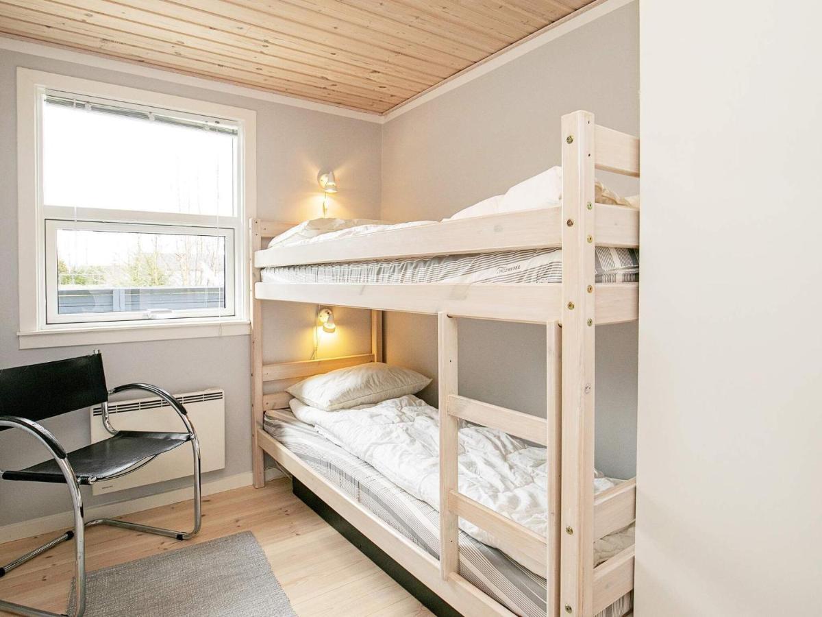 Three-Bedroom Holiday Home In Vaeggerlose 6 Boto By Room photo
